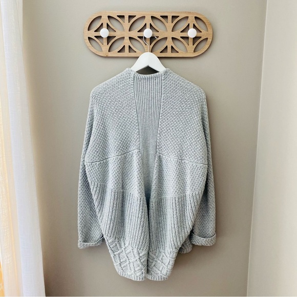 Sam Edelman Open Front Knit Cardigan Gray Sz Medium - Picture 8 of 9